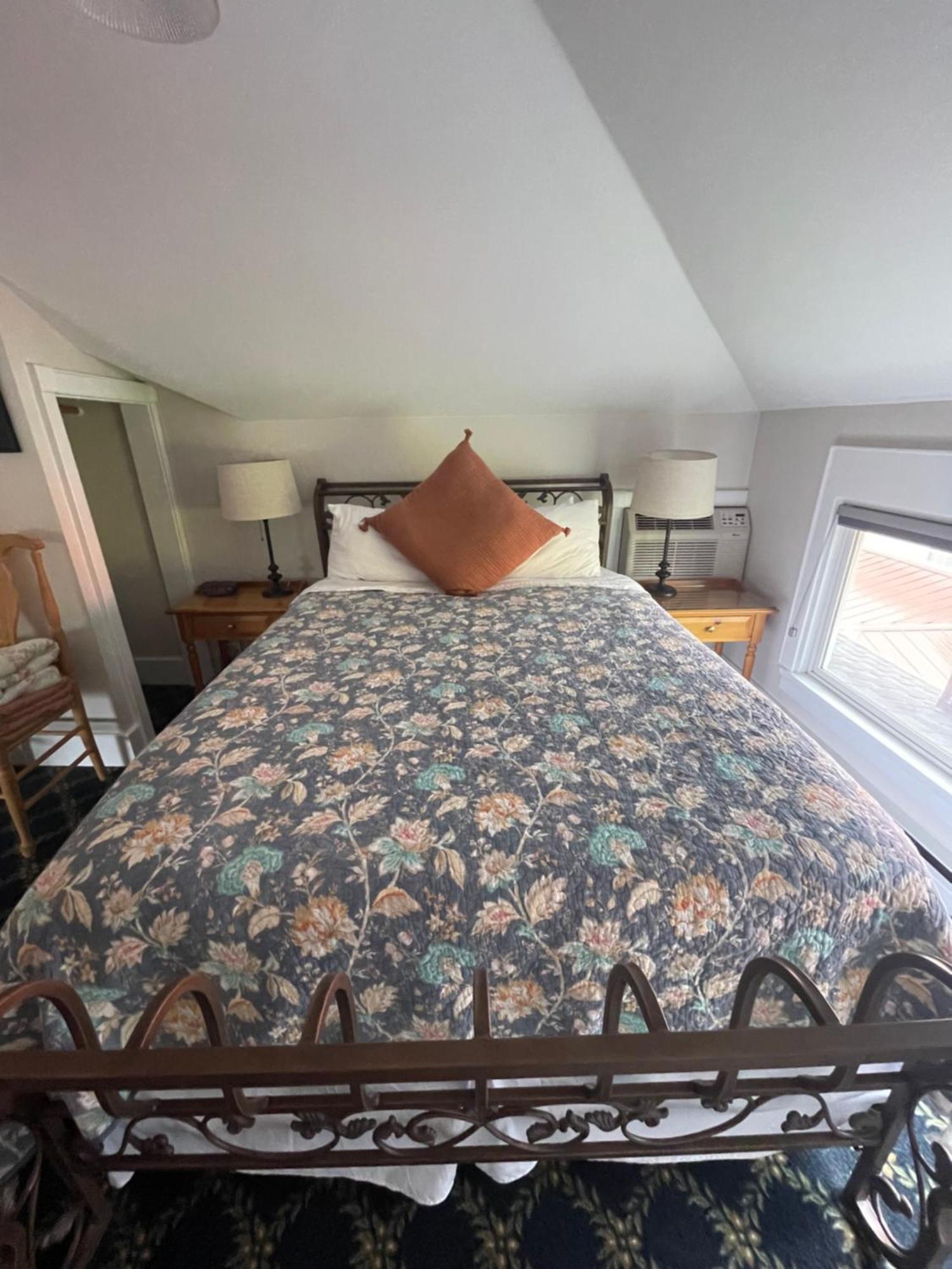 Goldsmith's River Front Mini-hôtel 2*